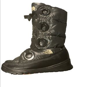 The North face-Puffer style Down insulated